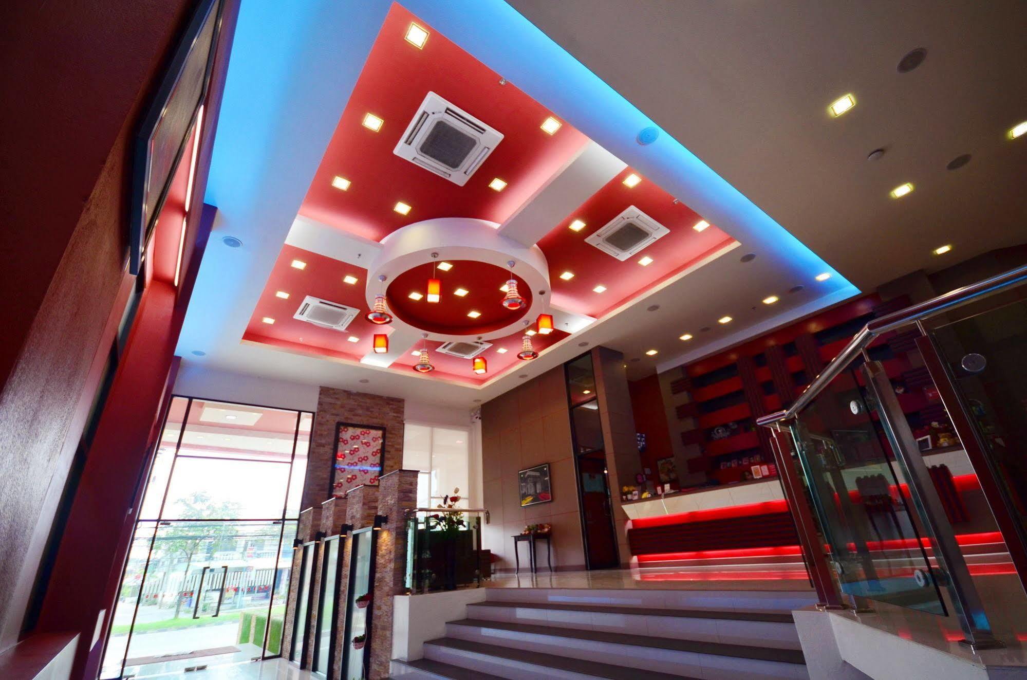 Pb Grand Hotel Hat Yai Exterior foto